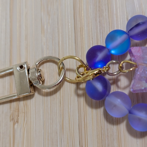 Glowing Bag Charm/Keychain - Picture 5 of 9